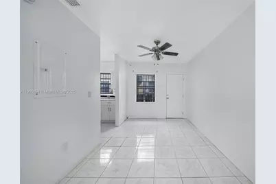 7712 Byron Ave #2, Miami Beach, FL 33141 - Photo 9