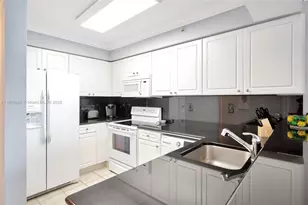 2501 S Ocean Dr, Hollywood, FL 33019 - Photo 7