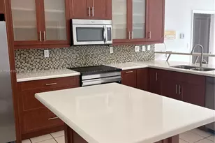 10572 NW 51st Terrace, Doral, FL 33178 - Photo 9