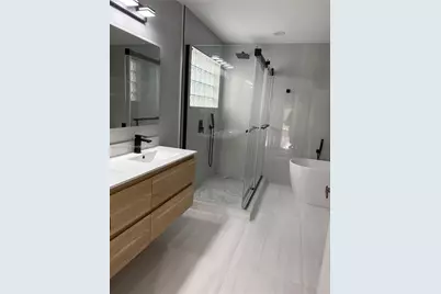 10572 NW 51st Ter, Doral, FL 33178 - Photo 25