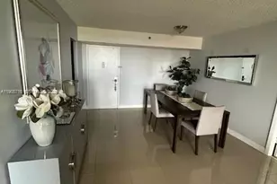 1100 St Charles Pl, Pembroke Pines, FL 33026 - Photo 7