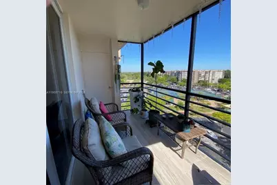 1100 Saint Charles Pl #PH15, Pembroke Pines, FL 33026 - Photo 19