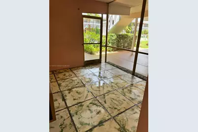 160 NE 8th Ave #11A, Hallandale Beach, FL 33009 - Photo 1