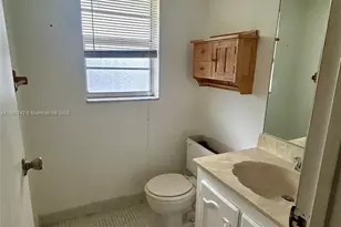 470 N Laurel Dr, Margate, FL 33063 - Photo 15