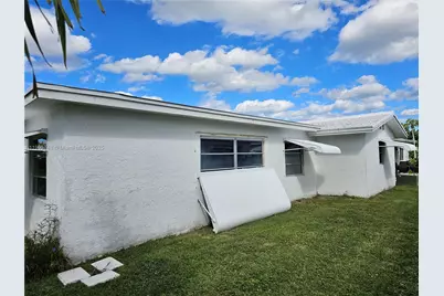 2300 SW 19th Ave, Boynton Beach, FL 33426 - Photo 19