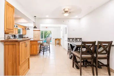 1690 NE 25th Ave, Pompano Beach, FL 33062 - Photo 7
