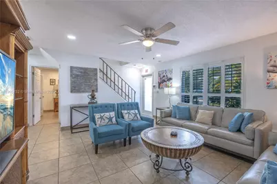 1690 NE 25th Ave, Pompano Beach, FL 33062 - Photo 9