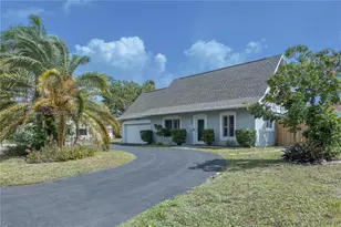 1690 NE 25th Ave, Pompano Beach, FL 33062 - Photo 1