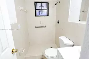 2740 W 63rd St, Hialeah, FL 33016 - Photo 17