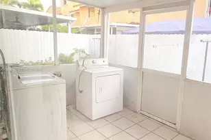 2740 W 63rd St, Hialeah, FL 33016 - Photo 13