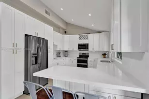 9700 NW 33rd St, Sunrise, FL 33351 - Photo 17