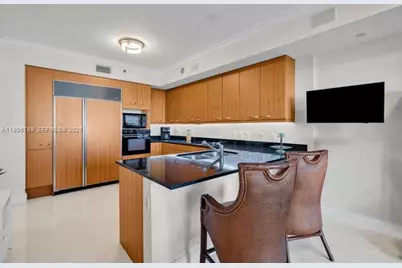 791 SE Crandon Blvd #703, Key Biscayne, FL 33149 - Photo 7