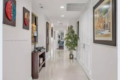 791 SE Crandon Blvd #703, Key Biscayne, FL 33149 - Photo 3