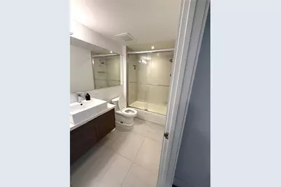 1010 SW 2nd Ave #910, Miami, FL 33130 - Photo 19