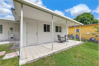 26 E 45th St, Hialeah, FL 33013 - Photo 47