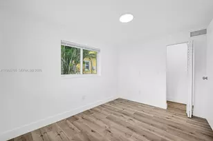 26 E 45th St, Hialeah, FL 33013 - Photo 23