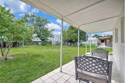 26 E 45th St, Hialeah, FL 33013 - Photo 51