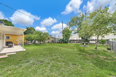 26 E 45th St, Hialeah, FL 33013 - Photo 57