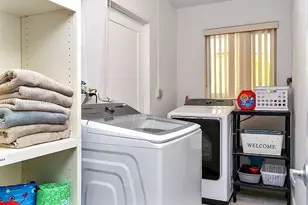 4521 NE 15th Terrace, Oakland Park, FL 33334 - Photo 17