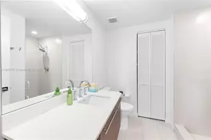7751 NW 107th Ave, Doral, FL 33178 - Photo 23