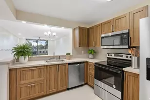 2820 Somerset Dr, Lauderdale Lakes, FL 33311 - Photo 1