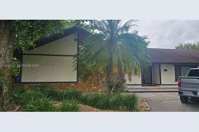 18750 SW 207th Ave, Miami, FL 33187 - Photo 1