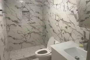 3915 NE 168th St, North Miami Beach, FL 33160 - Photo 27