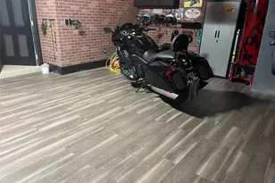 3915 NE 168th St, North Miami Beach, FL 33160 - Photo 39