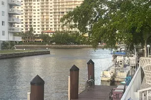 3915 NE 168th St, North Miami Beach, FL 33160 - Photo 3