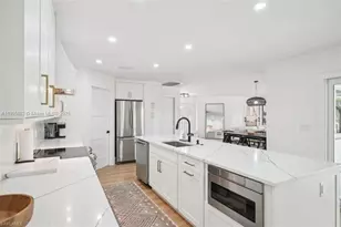 444 N Barfield Dr, Marco Island, FL 33145 - Photo 11