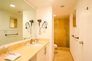 4001 S Ocean Dr, Hollywood, FL 33019 - Photo 15