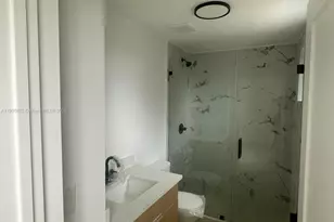 5423 NE Miami Ct, Miami, FL 33137 - Photo 7