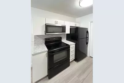 738 NE 86th St #6, Miami, FL 33138 - Photo 1