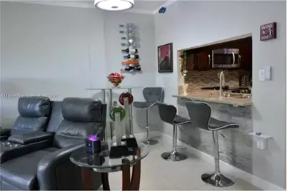 10900 SW 104th St #314, Miami, FL 33176 - Photo 5