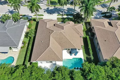 2557 NE Montclaire Cir, Weston, FL 33327 - Photo 45
