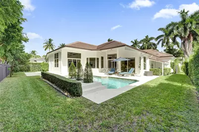2557 NE Montclaire Cir, Weston, FL 33327 - Photo 37