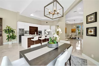 2557 NE Montclaire Cir, Weston, FL 33327 - Photo 15