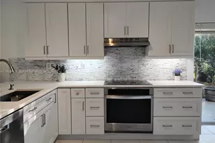 7515 SW 164th Ct, Miami, FL 33193 - Photo 11