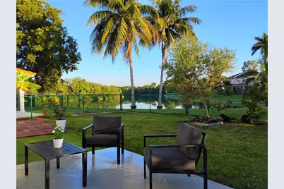 7515 SW 164th Ct, Miami, FL 33193 - Photo 3
