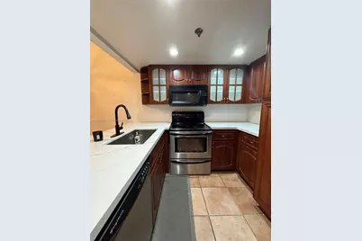 540 Brickell Key Dr #212, Miami, FL 33131 - Photo 9