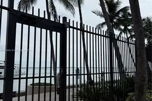 540 Brickell Key Dr, Miami, FL 33131 - Photo 23