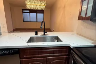 540 Brickell Key Dr, Miami, FL 33131 - Photo 11