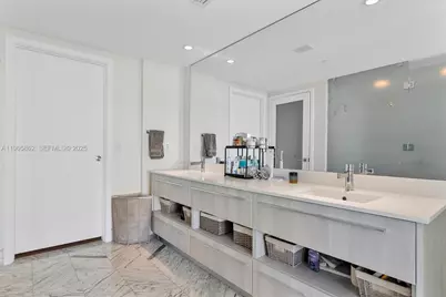 3131 NE 7th Ave #306, Miami, FL 33137 - Photo 25