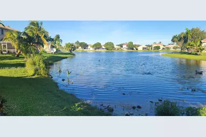 649 Willow Bend Rd, Weston, FL 33327 - Photo 1