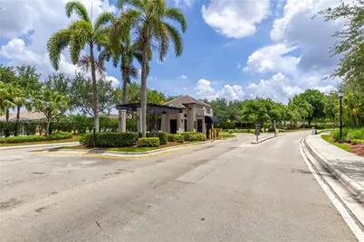 649 Willow Bend Rd, Weston, FL 33327 - Photo 41