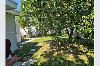 16145 NW 29th Ave, Miami Gardens, FL 33054 - Photo 11