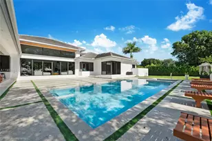 7830 SW 117th St, Pinecrest, FL 33156 - Photo 13