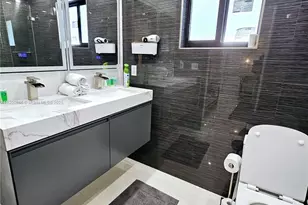 16138 SW 154th Ct, Miami, FL 33187 - Photo 21