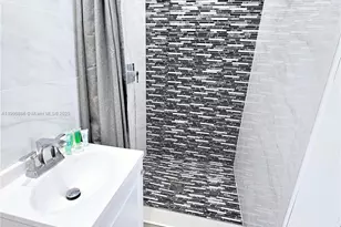 16138 SW 154th Ct, Miami, FL 33187 - Photo 25