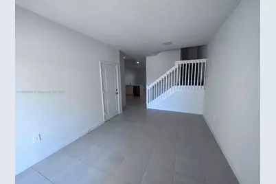 11911 SW 246 Terr #11911, Miami, FL 33032 - Photo 3